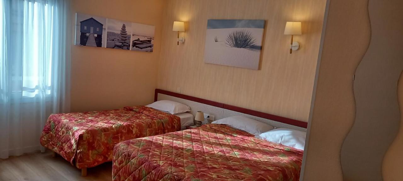 Hotel Sables D'O Et Son Restaurant Le 16 Bis Les Sables-dʼOlonne Esterno foto