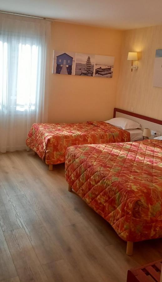Hotel Sables D'O Et Son Restaurant Le 16 Bis Les Sables-dʼOlonne Esterno foto